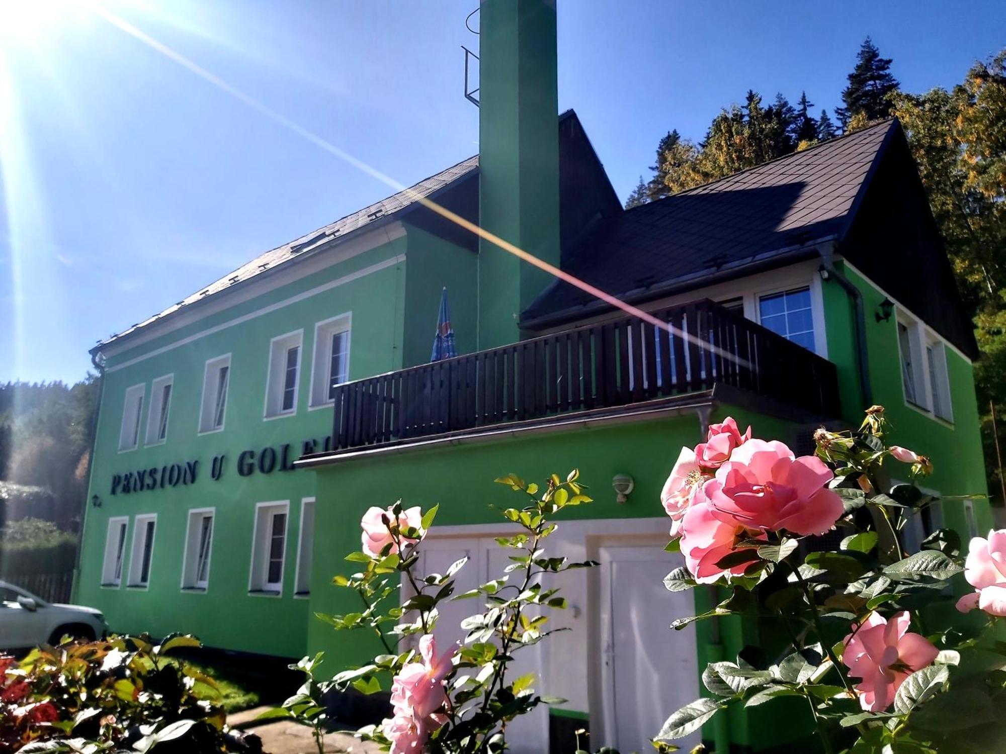 Pension U Golfu Cihelny KLV Exterior foto