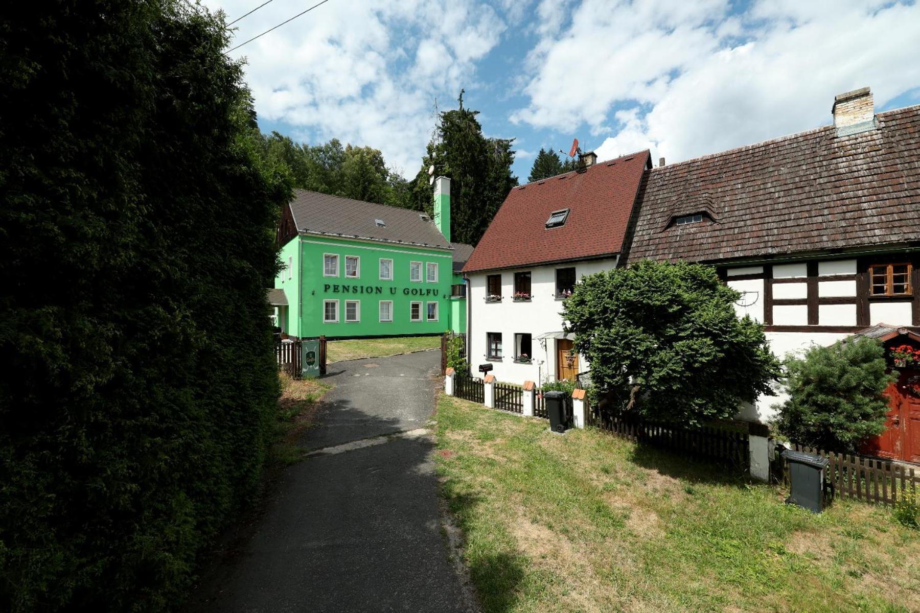 Pension U Golfu Cihelny KLV Exterior foto