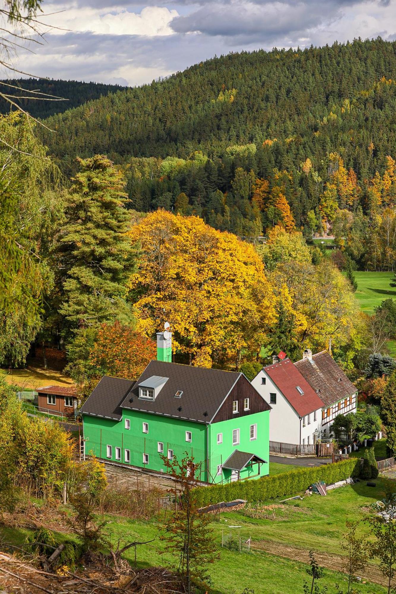 Pension U Golfu Cihelny KLV Exterior foto