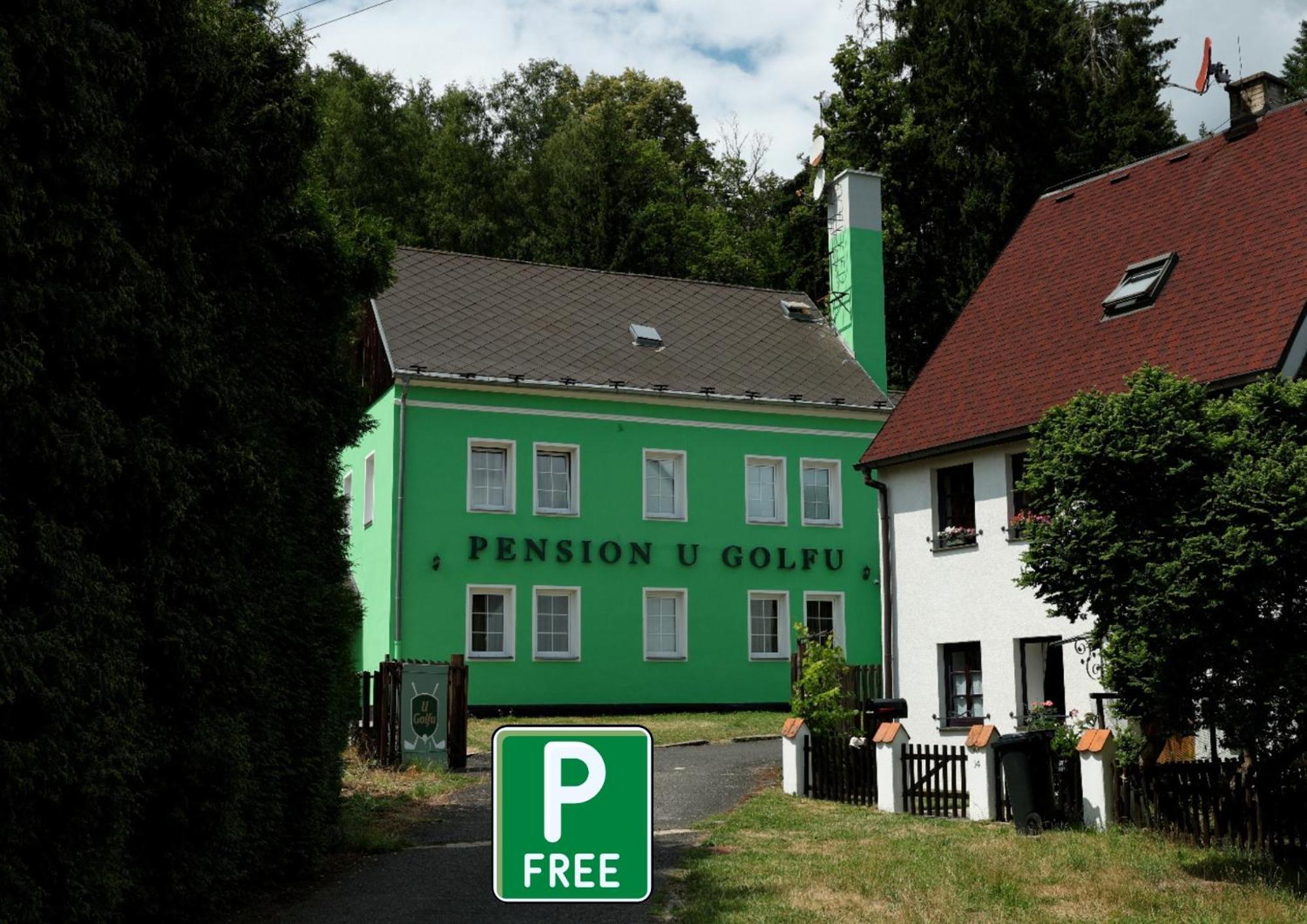 Pension U Golfu Cihelny KLV Exterior foto